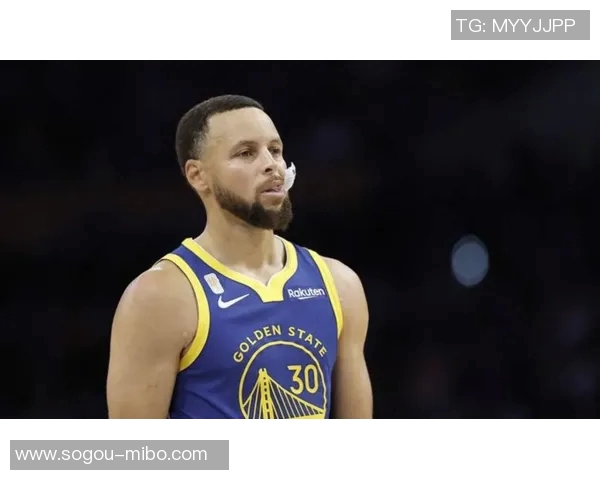 库里谈比赛关键时刻：短暂崩盘可能毁掉整场表现